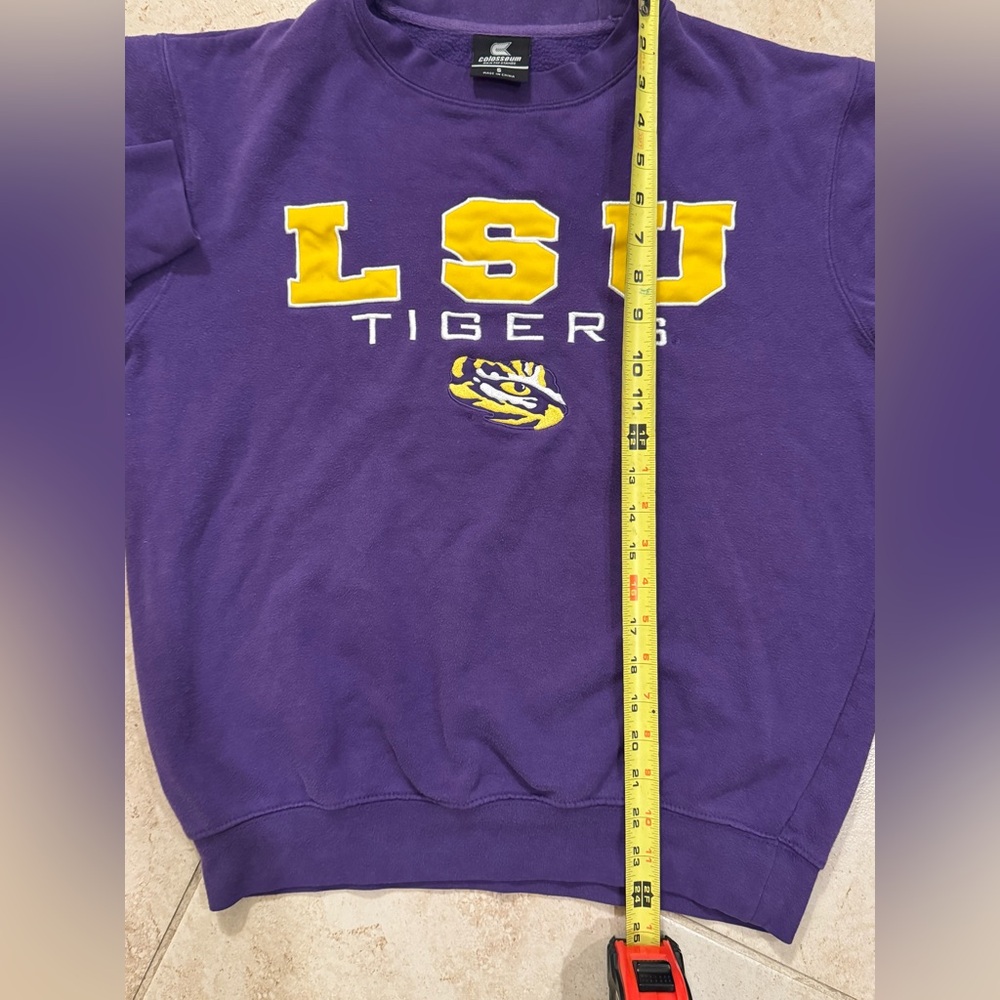 Women’s LSU pullover - Picture 6 of 7
